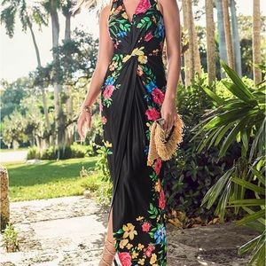 Venus Black Floral Maxi Dress size M. NWT.